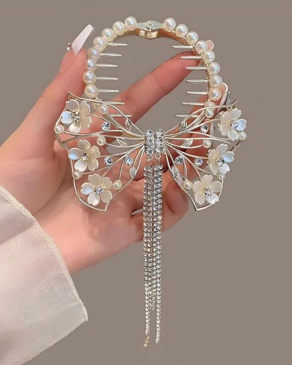 IMG_20251212_054851_628 کلیپس گوجه پاپیون آویزدار - Image 1